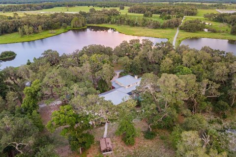 Villa ou maison à vendre à Wesley Chapel, Floride: 5 chambres, 430.6 m2 № 2225276 - photo 10