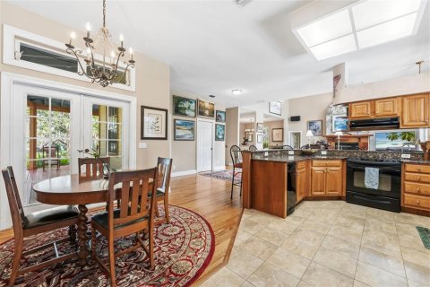 Villa ou maison à vendre à Wesley Chapel, Floride: 5 chambres, 430.6 m2 № 2225276 - photo 28