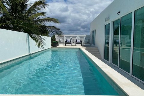 Adosado en venta en Delray Beach, Florida, 4 dormitorios, 340.39 m2 № 2158350 - foto 2