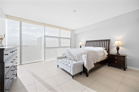 Condominio en alquiler en Hallandale Beach, Florida, 1 dormitorio, 80.92 m2 № 1748021 - foto 23