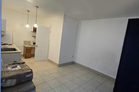 Villa ou maison à vendre à Pembroke Pines, Floride: 4 chambres, 150.87 m2 № 2030678 - photo 24