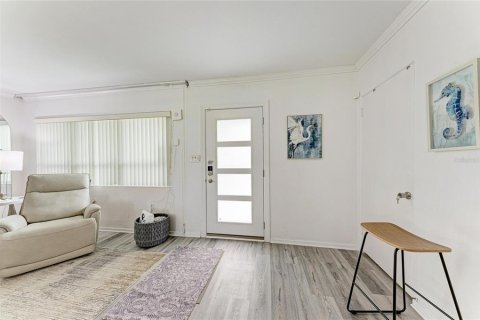 Villa ou maison à louer à Sarasota, Floride: 3 chambres, 182.46 m2 № 2391101 - photo 9