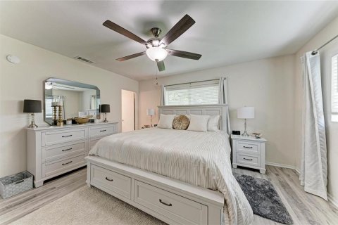 Villa ou maison à louer à Sarasota, Floride: 3 chambres, 182.46 m2 № 2391101 - photo 25