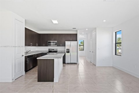 Casa en venta en Goulds, Florida, 4 dormitorios № 1937753 - foto 8