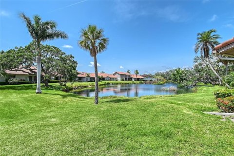 House in Sarasota, Florida 2 bedrooms, 171.5 sq.m. № 1687076 - photo 16