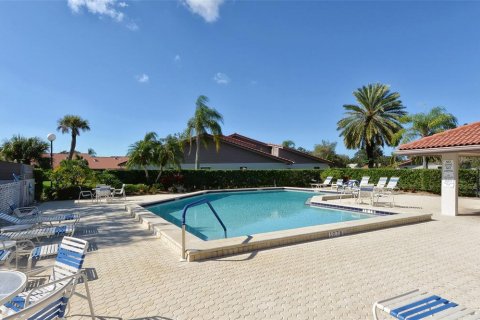 House in Sarasota, Florida 2 bedrooms, 171.5 sq.m. № 1687076 - photo 21