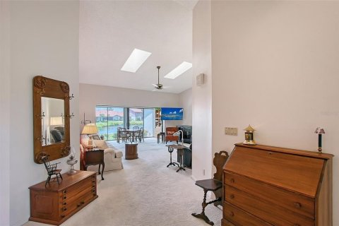 House in Sarasota, Florida 2 bedrooms, 171.5 sq.m. № 1687076 - photo 2