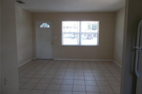 Villa ou maison à louer à Pinellas Park, Floride: 3 chambres, 71.35 m2 № 2432720 - photo 3