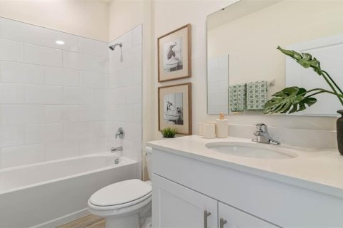 House in Kissimmee, Florida 4 bedrooms, 219.34 sq.m. № 1853913 - photo 24