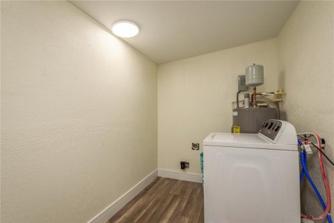 Casa en venta en Tampa, Florida, 4 dormitorios, 134.89 m2 № 1735312 - foto 15