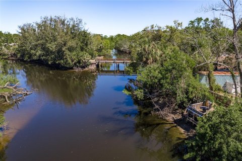 Casa en venta en Tampa, Florida, 4 dormitorios, 134.89 m2 № 1735312 - foto 22
