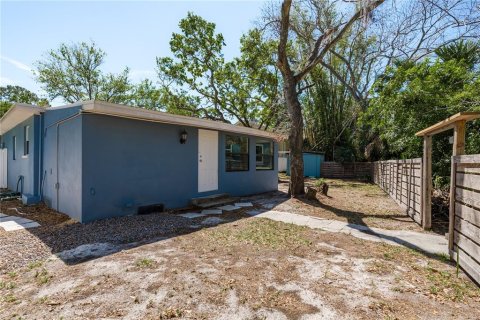 Casa en venta en Tampa, Florida, 4 dormitorios, 134.89 m2 № 1735312 - foto 18