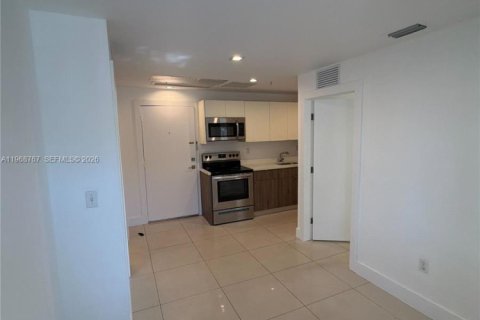 Apartment in Miami, Florida 2 bedrooms, 51.1 sq.m. № 2031730 - photo 3