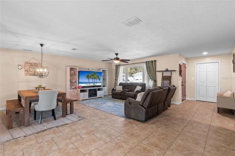 Villa ou maison à vendre à Seminole, Floride: 3 chambres, 160.16 m2 № 1851115 - photo 7