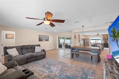 Villa ou maison à vendre à Seminole, Floride: 3 chambres, 160.16 m2 № 1851115 - photo 10