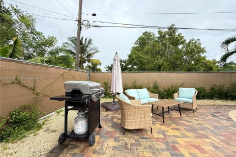 Villa ou maison à vendre à Miami, Floride: 3 chambres, 139.17 m2 № 1966239 - photo 15