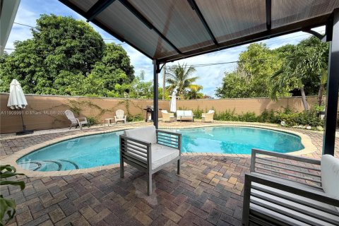 Villa ou maison à vendre à Miami, Floride: 3 chambres, 139.17 m2 № 1966239 - photo 14