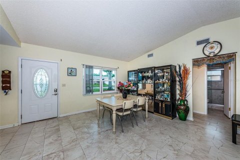 Villa ou maison à vendre à Largo, Floride: 5 chambres, 229.19 m2 № 2149864 - photo 7