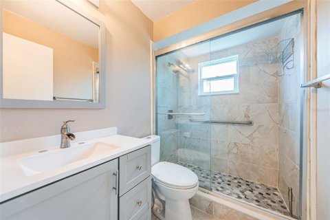 Villa ou maison à vendre à Largo, Floride: 5 chambres, 229.19 m2 № 2149864 - photo 16
