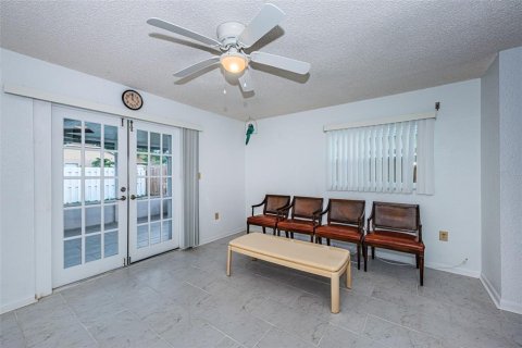 Villa ou maison à vendre à Largo, Floride: 5 chambres, 229.19 m2 № 2149864 - photo 27
