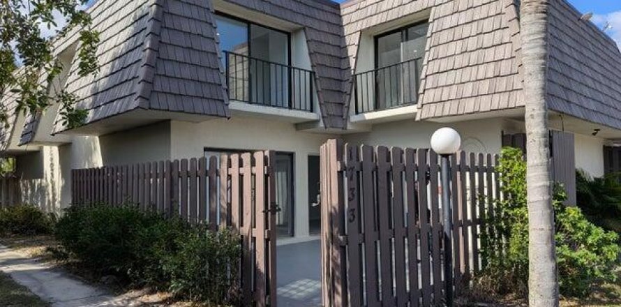 Touwnhouse à West Palm Beach, Floride 3 chambres, 150.87 m2 № 2397748