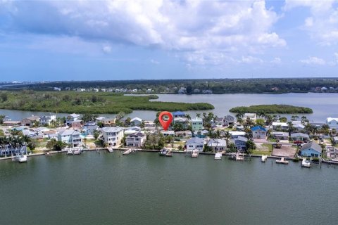 Villa ou maison à vendre à Redington Shores, Floride: 3 chambres, 101.82 m2 № 2403161 - photo 22