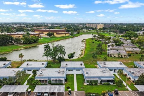 Condo in Sun City Center, Florida, 1 bedroom  № 2234179