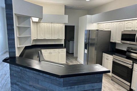 Villa ou maison à louer à Rotonda, Floride: 3 chambres, 206.71 m2 № 1905857 - photo 5