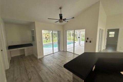 Villa ou maison à louer à Rotonda, Floride: 3 chambres, 206.71 m2 № 1905857 - photo 8