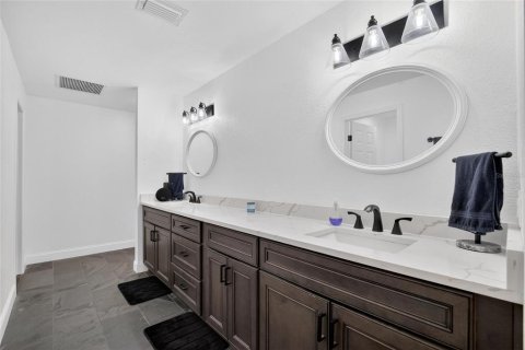 Villa ou maison à vendre à Plant City, Floride: 5 chambres, 346.25 m2 № 2141324 - photo 9