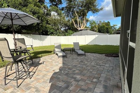 House in Tampa, Florida 4 bedrooms, 199.18 sq.m. № 2237940 - photo 19