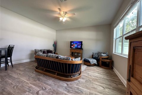 House in Tampa, Florida 4 bedrooms, 199.18 sq.m. № 2237940 - photo 3