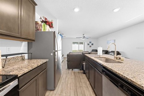 House in Brooksville, Florida 3 bedrooms, 135.54 sq.m. № 2117374 - photo 8
