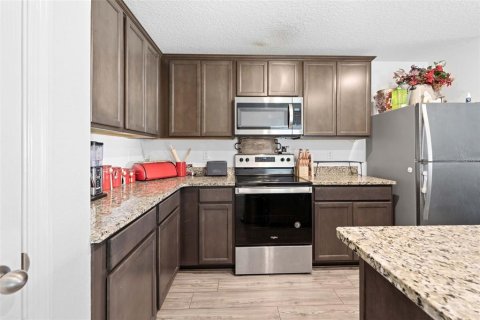 House in Brooksville, Florida 3 bedrooms, 135.54 sq.m. № 2117374 - photo 7