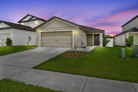 House in Brooksville, Florida 3 bedrooms, 135.54 sq.m. № 2117374