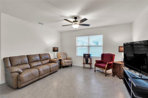 House in Okahumpka, Florida 3 bedrooms, 150.22 sq.m. № 1507919 - photo 5