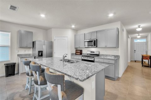 House in Okahumpka, Florida 3 bedrooms, 150.22 sq.m. № 1507919 - photo 10