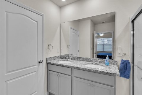 House in Okahumpka, Florida 3 bedrooms, 150.22 sq.m. № 1507919 - photo 14