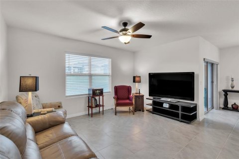 House in Okahumpka, Florida 3 bedrooms, 150.22 sq.m. № 1507919 - photo 4
