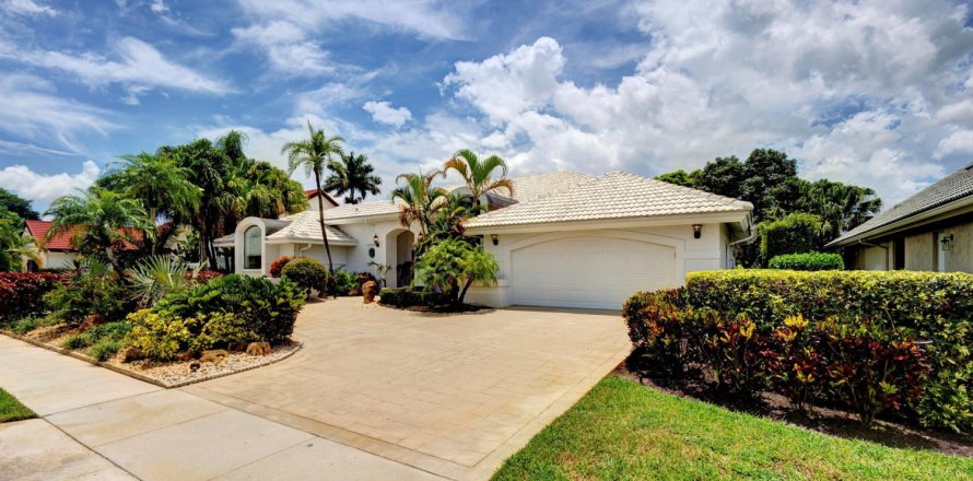 Villa ou maison à Boca Raton, Floride 4 chambres, 312.8 m2 № 1179721