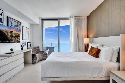 Copropriété à vendre à Hollywood, Floride: 2 chambres, 105.54 m2 № 1861411 - photo 15