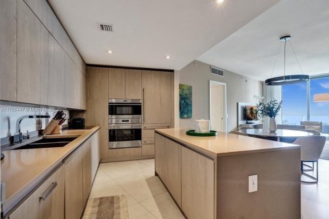 Copropriété à vendre à Hollywood, Floride: 2 chambres, 105.54 m2 № 1861411 - photo 7