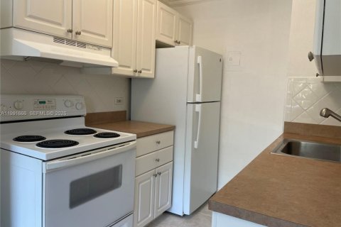 Condo in Fort Lauderdale, Florida, 1 bedroom  № 2056057 - photo 5
