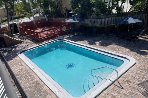 Condo in Fort Lauderdale, Florida, 1 bedroom  № 2056057 - photo 19