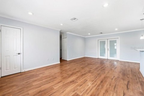 Casa en venta en Saint Petersburg, Florida, 3 dormitorios, 123.19 m2 № 2199357 - foto 10