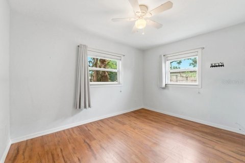 Casa en venta en Saint Petersburg, Florida, 3 dormitorios, 123.19 m2 № 2199357 - foto 18