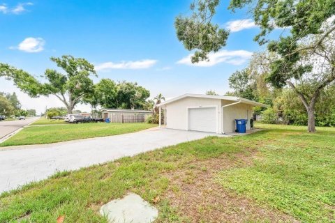 Casa en venta en Saint Petersburg, Florida, 3 dormitorios, 123.19 m2 № 2199357 - foto 24