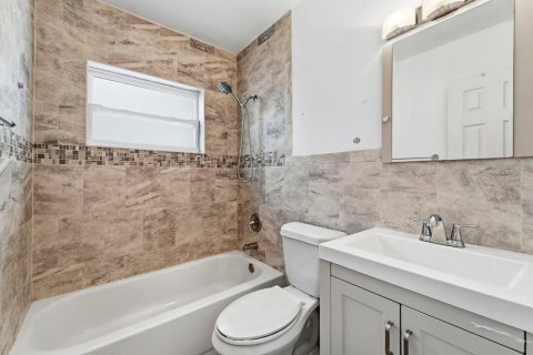 Casa en venta en Saint Petersburg, Florida, 3 dormitorios, 123.19 m2 № 2199357 - foto 19