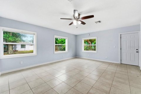 Casa en venta en Saint Petersburg, Florida, 3 dormitorios, 123.19 m2 № 2199357 - foto 12