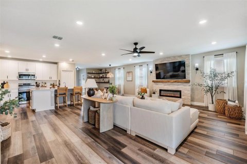 Villa ou maison à vendre à Wesley Chapel, Floride: 4 chambres, 303.7 m2 № 2151352 - photo 19